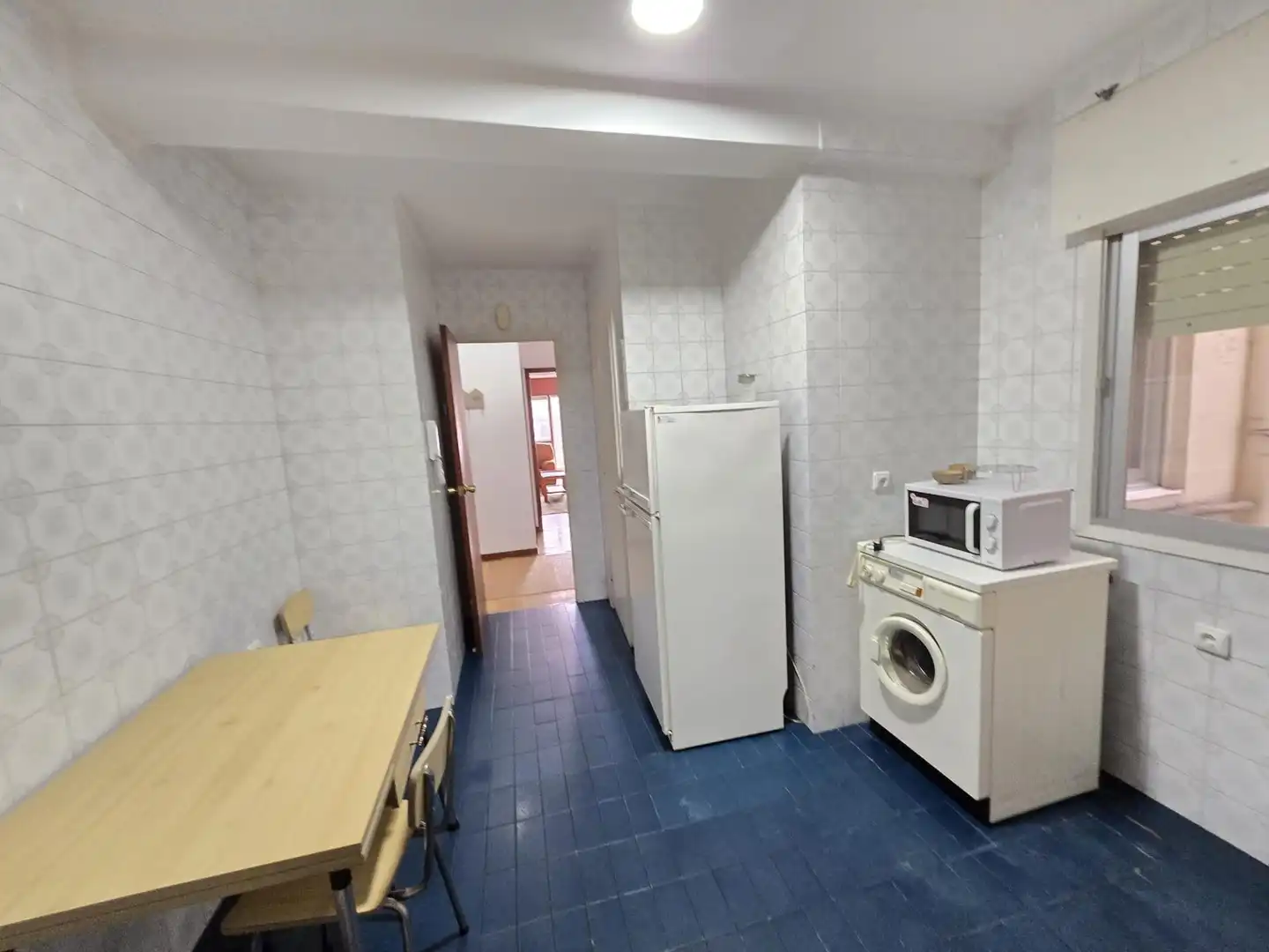 Kitchen of Flat for rent in Vigo   with Parquet flooring, Furnished and Balcony