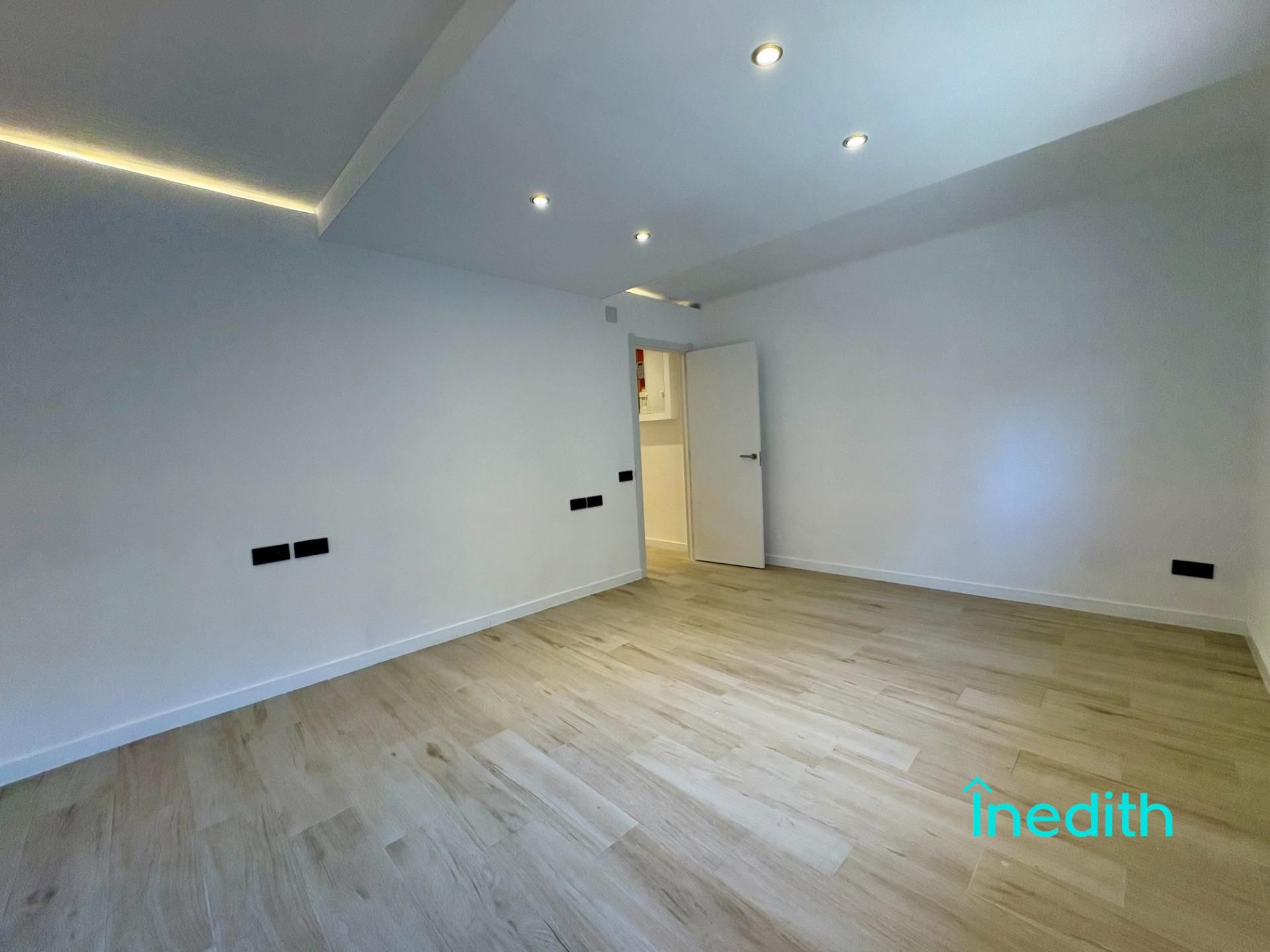 Flat for sale in Carrer Carrer d'Enric Morera, 12, Centre