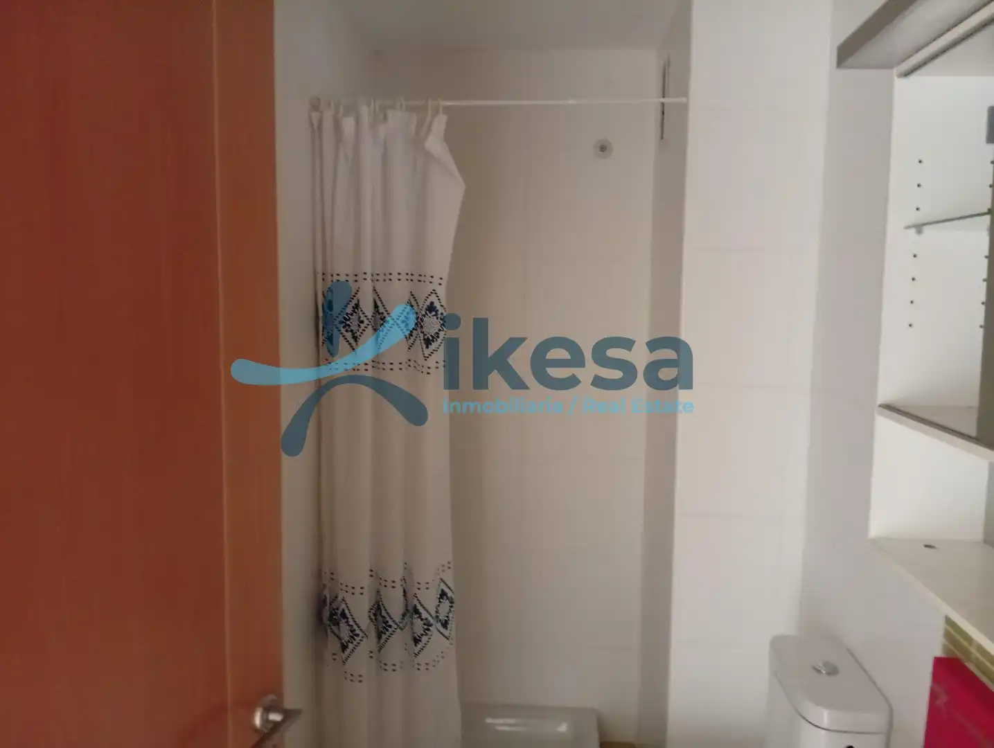 Baño de Apartamento en venta en Almería con Piscina comunitaria