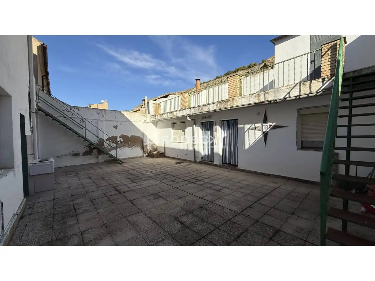 Vista exterior de Casa o chalet en venta en Azagra con Calefacción