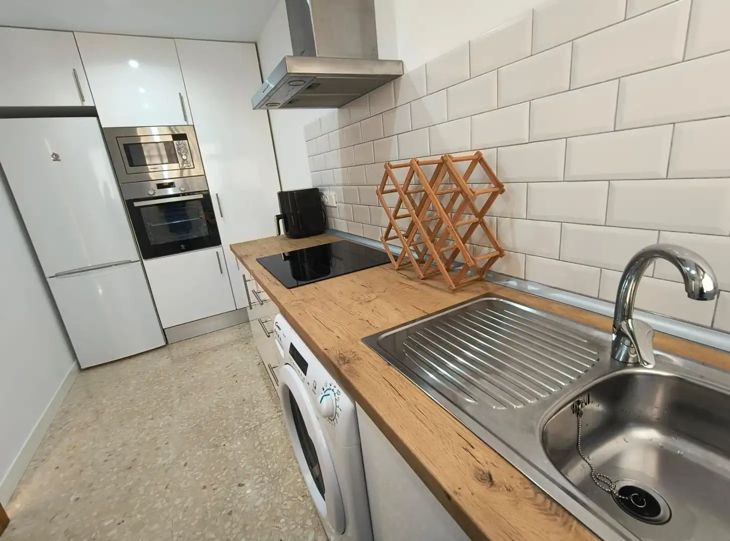 Cocina de Apartamento en venta en Elche / Elx con Aire acondicionado, Jardín privado y Terraza