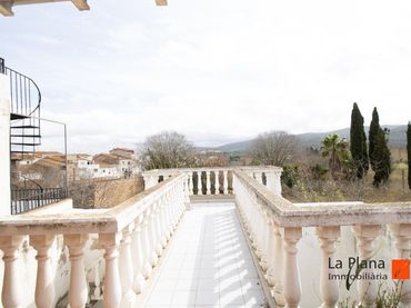 Casa con balcón en venta en La Galera