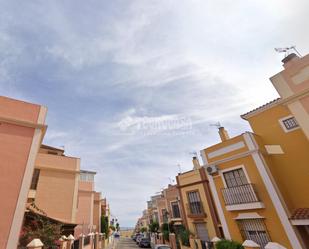 Vista exterior de Casa adosada en venda en Castilleja de Guzmán