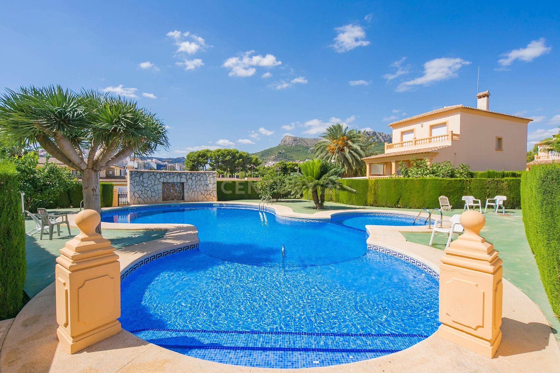 Swimming pool of House or chalet to rent in Calpe / Calp  with Air Conditioner, Storage room and Swimming Pool