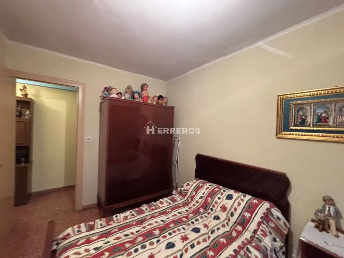 Bedroom of Flat for sale in Uruñuela, La Rioja