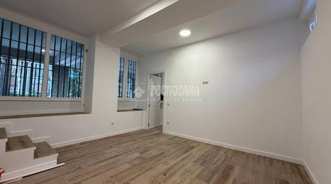 Photo 4 of Premises to rent in Vinateros, Madrid