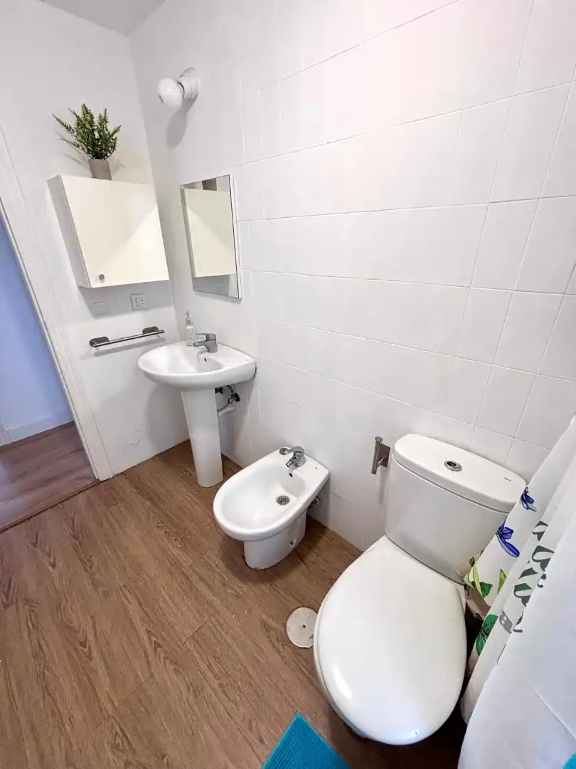 Baño de Piso en venta en Gijón  con Calefacción, Parquet y Trastero