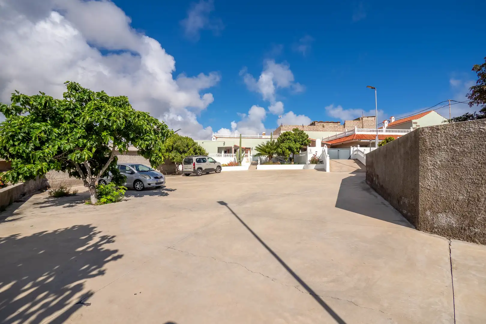 Vista exterior de Casa o xalet en venda en Moya (Las Palmas) amb Jardí privat, Terrassa i Traster