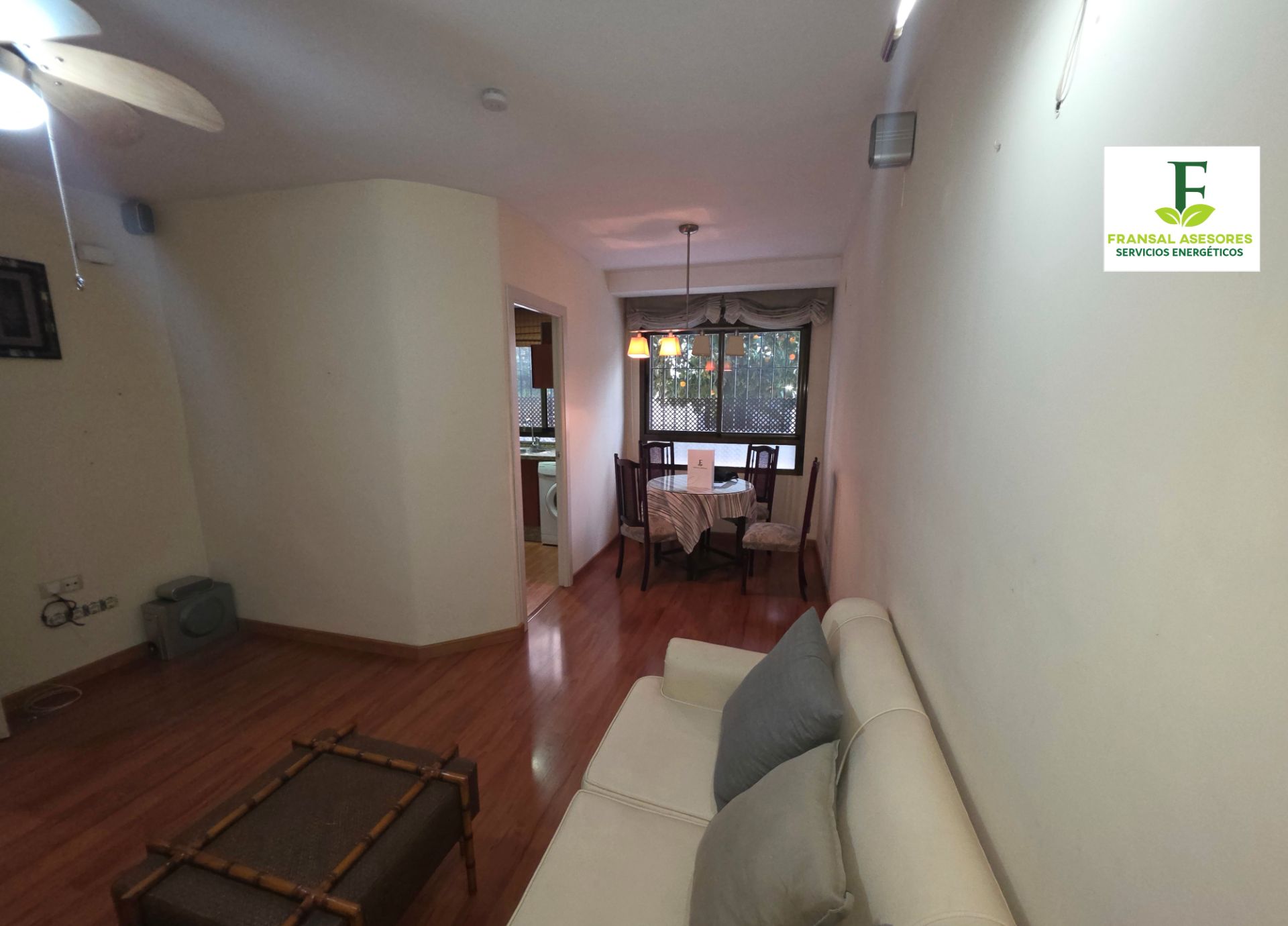 Sala d'estar de Pis en venda en  Córdoba Capital amb Aire condicionat, Calefacció i Moblat