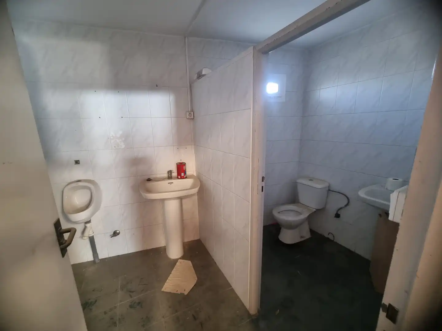Baño de Nave industrial en venta en Pechina
