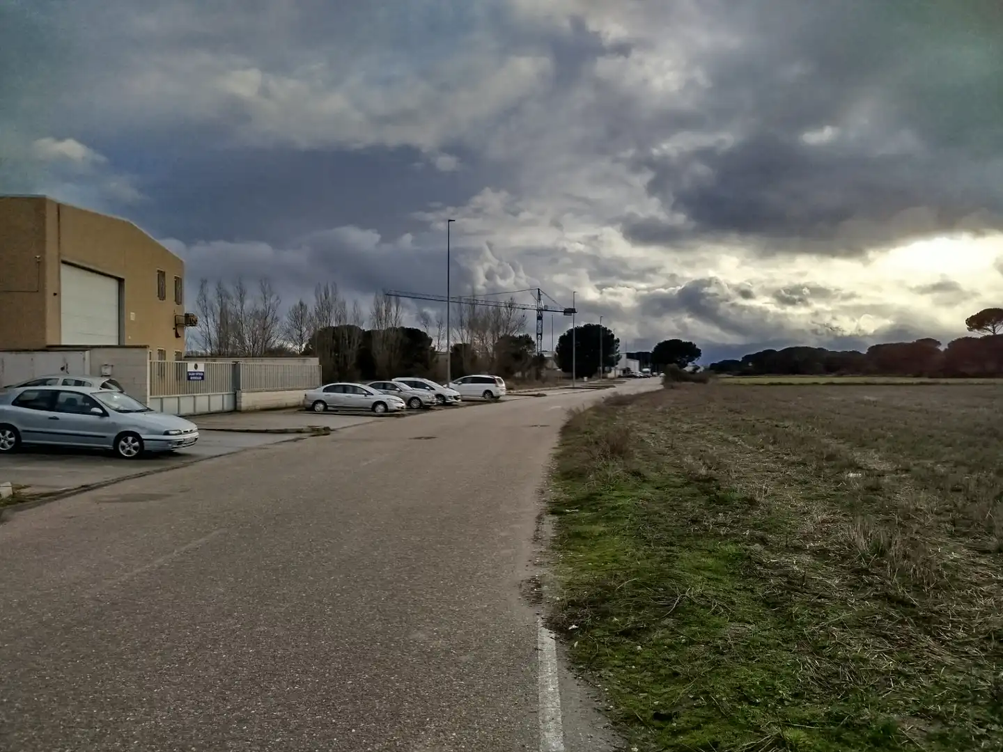 Vista exterior de Nave industrial en venta en Laguna de Duero