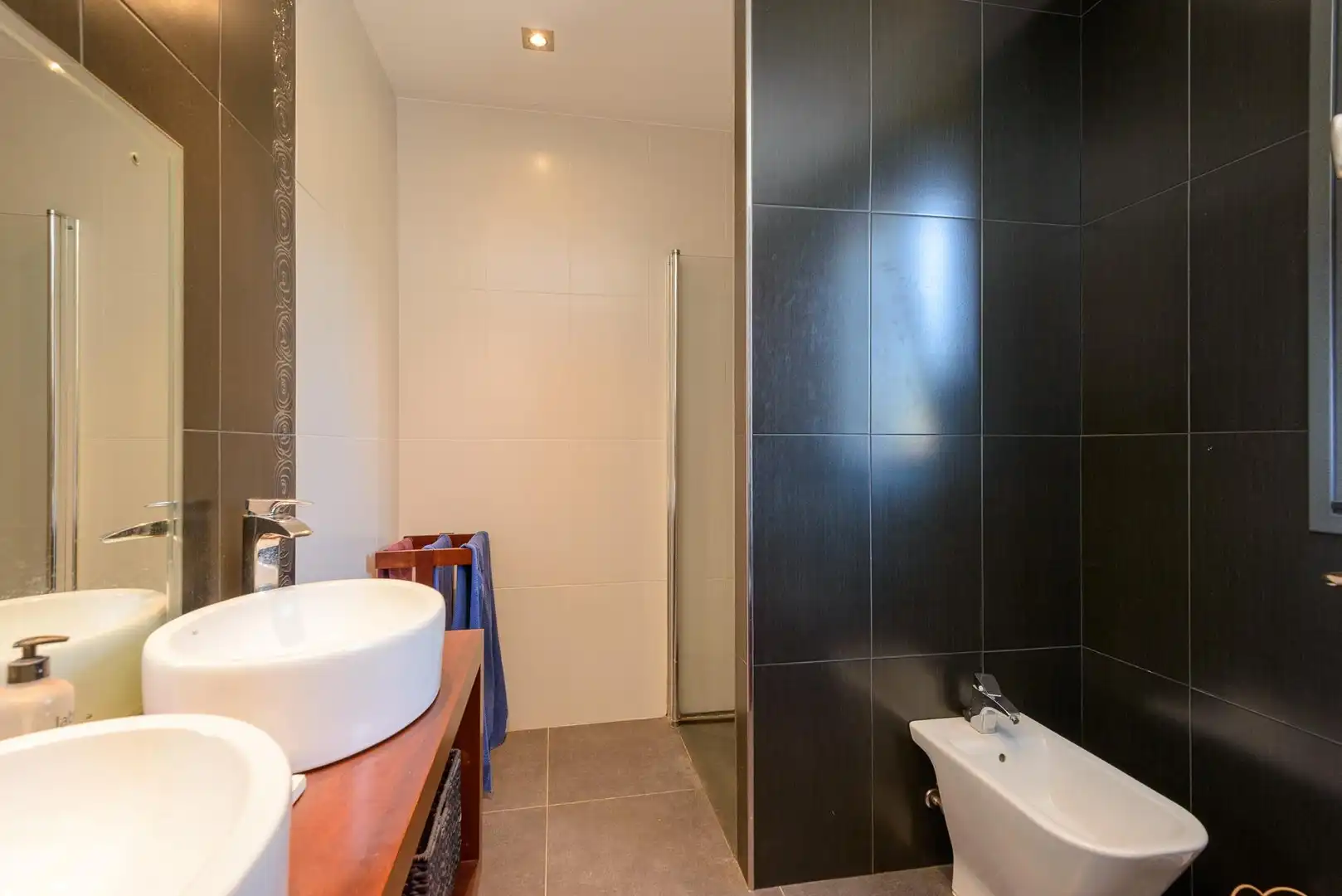 Baño de Casa o chalet en venta en Llanera con Calefacción, Jardín privado y Terraza