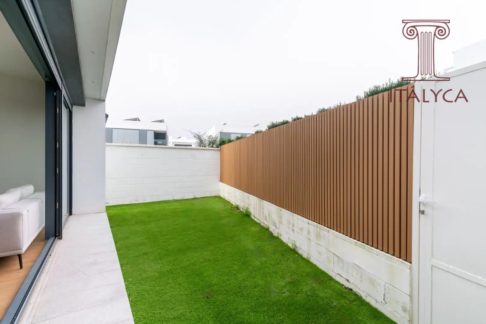 Terrace of Detached homes for sale in Mairena del Aljarafe  with Heating, Private garden and Terrace