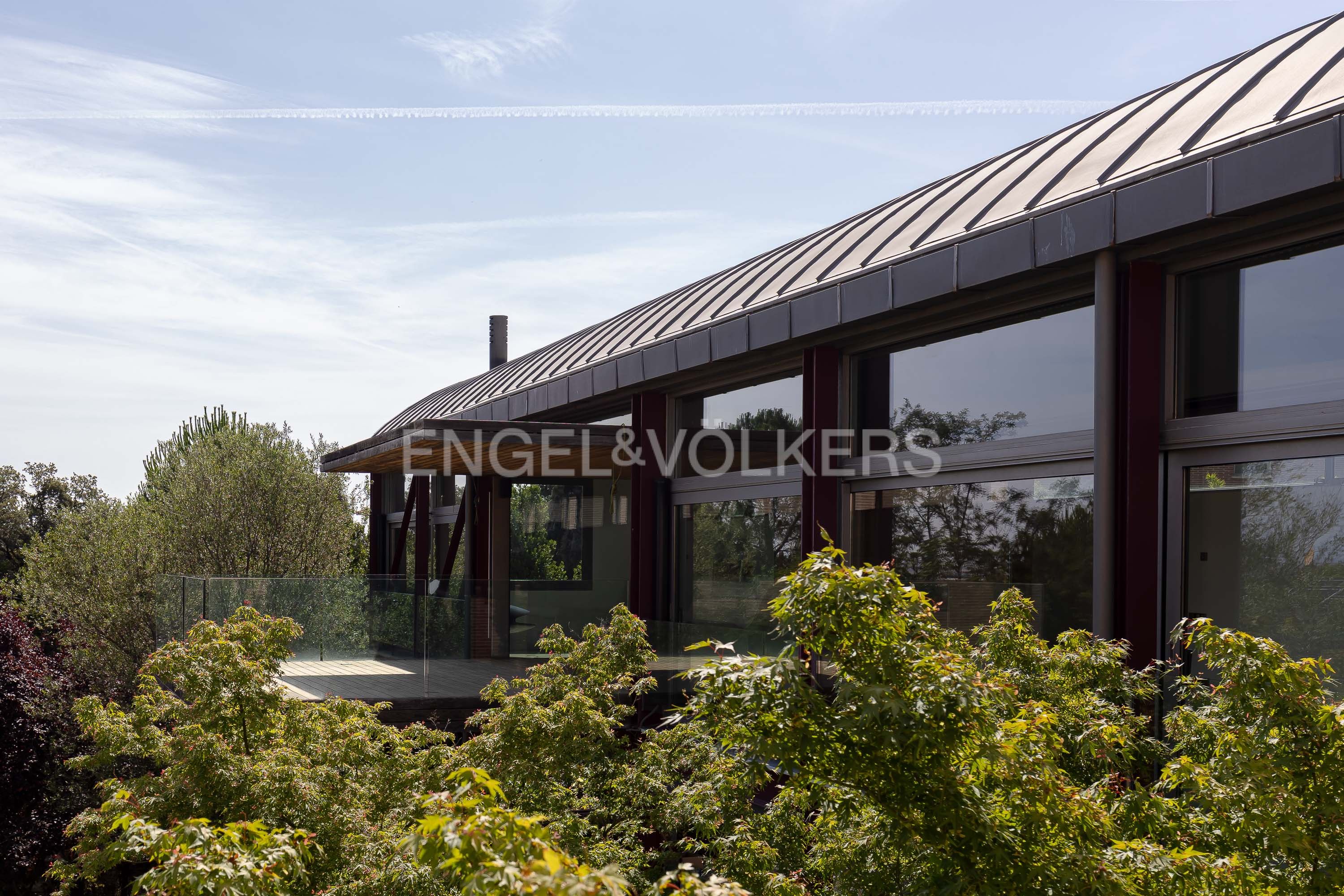 Exterior view of House or chalet for sale in Ciudalcampo  with Air Conditioner, Heating and Private garden