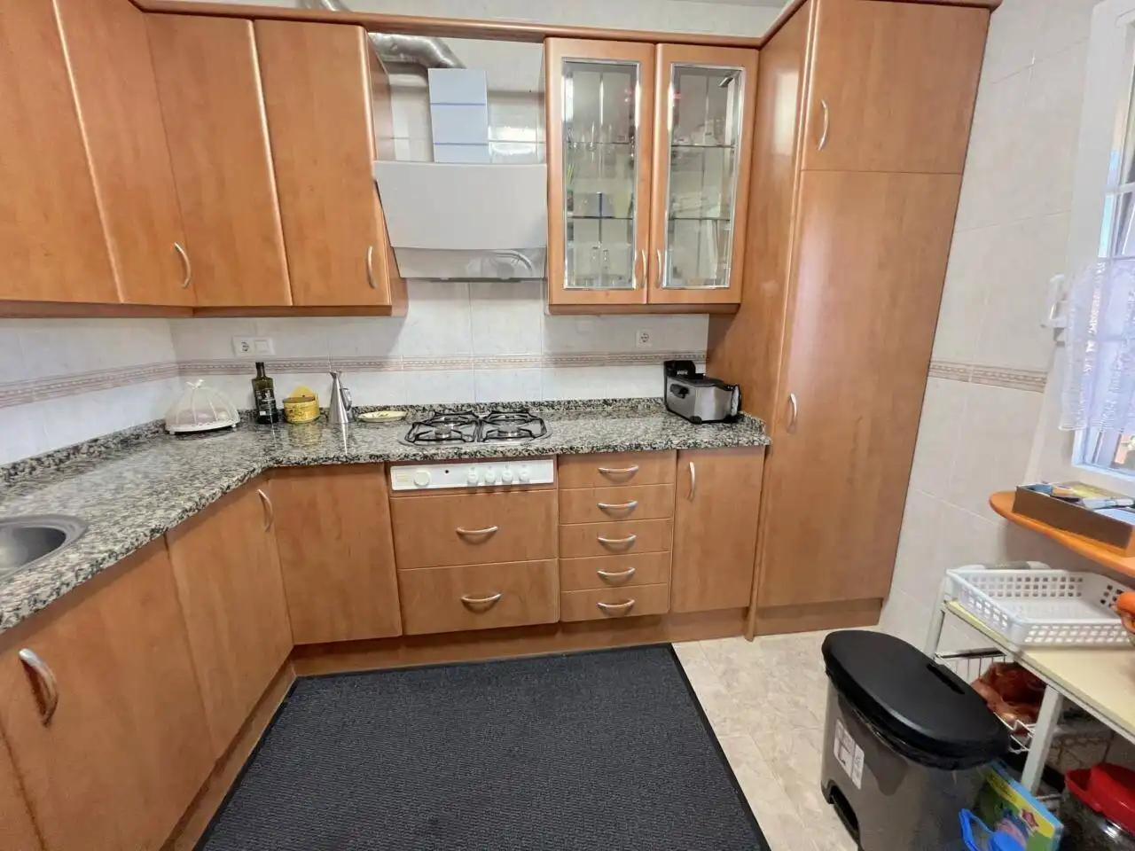 Cuina de Casa o xalet en venda en Riells i Viabrea amb Aire condicionat, Calefacció i Jardí privat