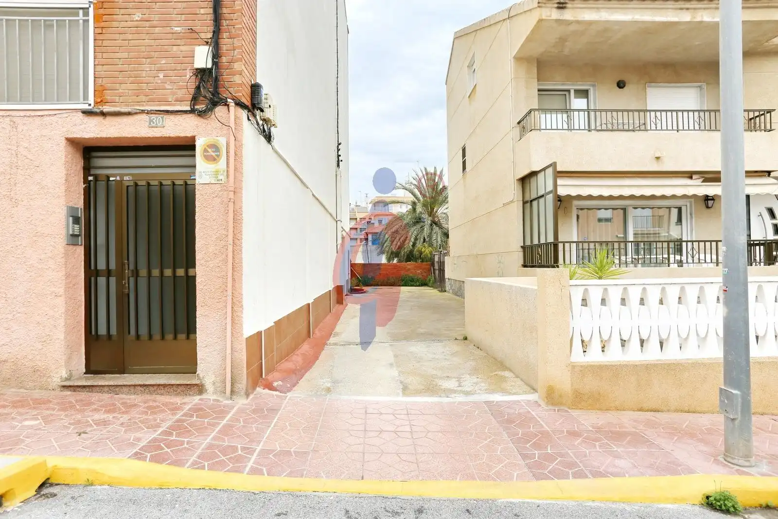 Vista exterior de Apartamento en venta en Guardamar del Segura con Amueblado y Balcón