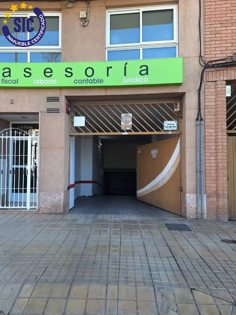 Individual for sale in Calle PLAZA DE LA CRUZ ROJA 2, imagen 3