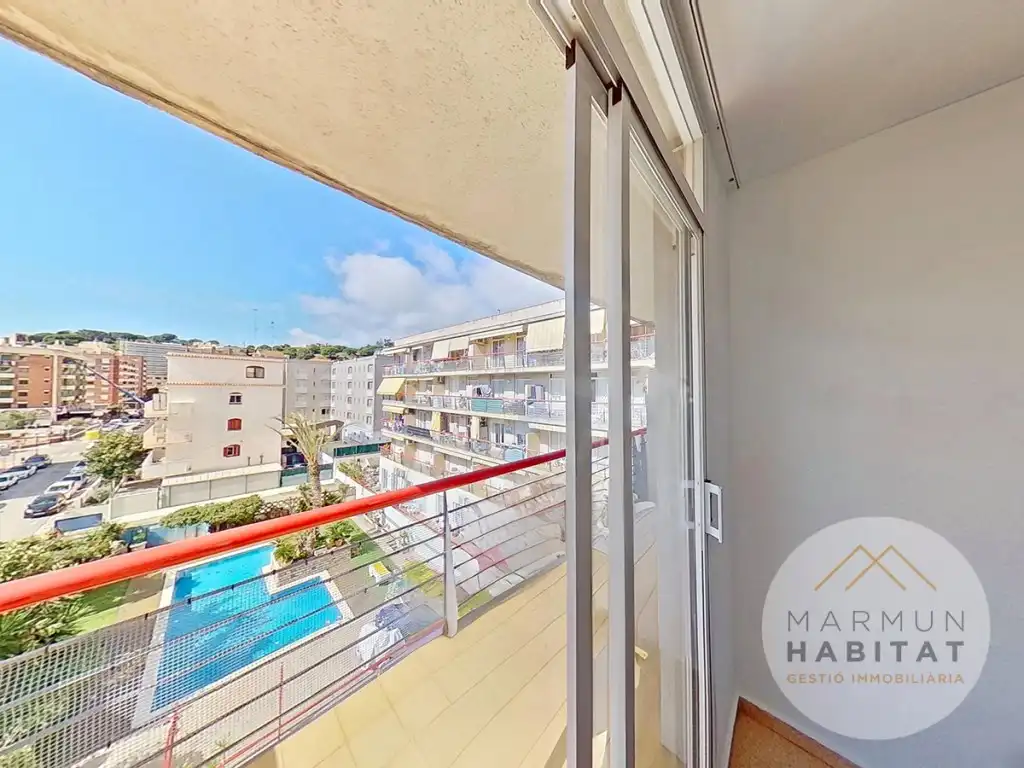 Terraza de Apartamento en venta en Calella con Aire acondicionado, Calefacción y Jardín privado