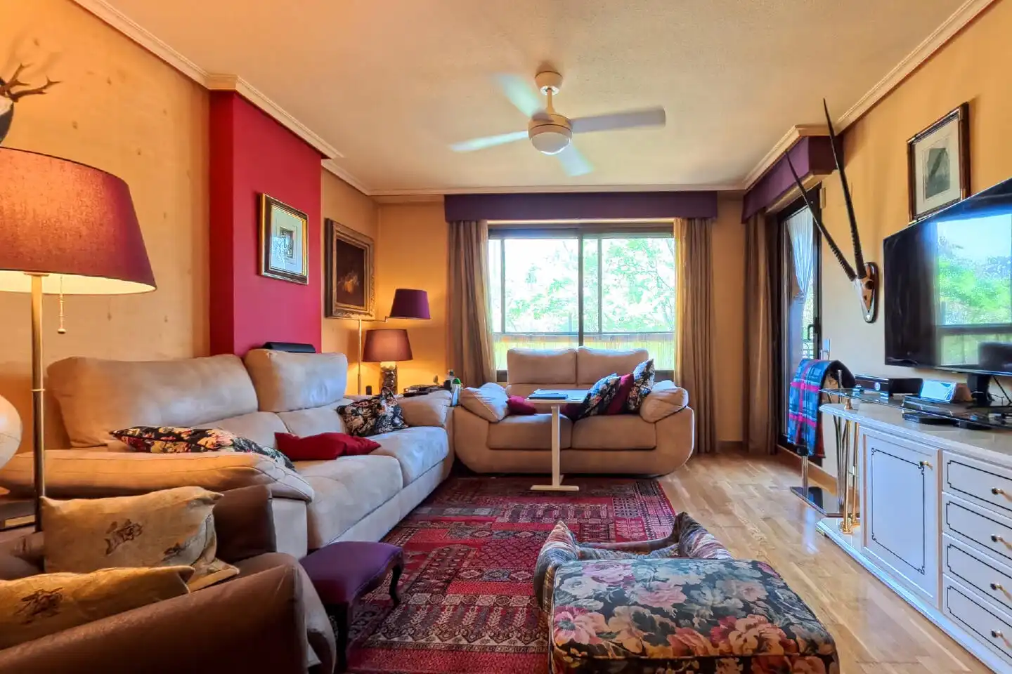 Living room of Flat for sale in Zaragoza