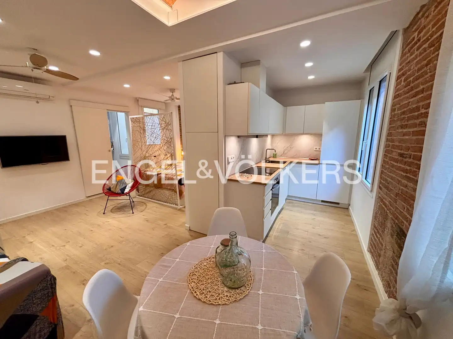 Kitchen of Flat for rent in Barcelona  with Air Conditioner, Heating and Terrace