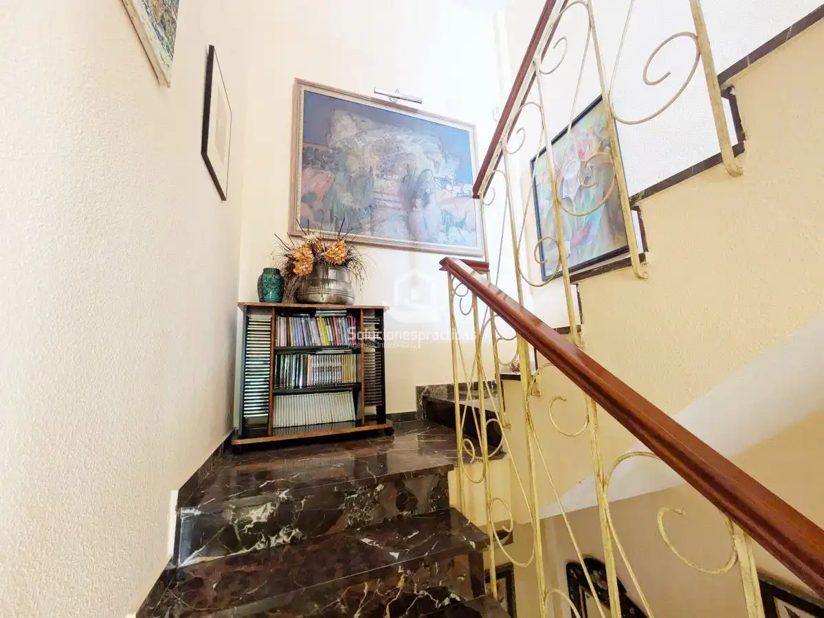 Casa o xalet en venda en Jaén amb Aire condicionat, Terrassa i Traster