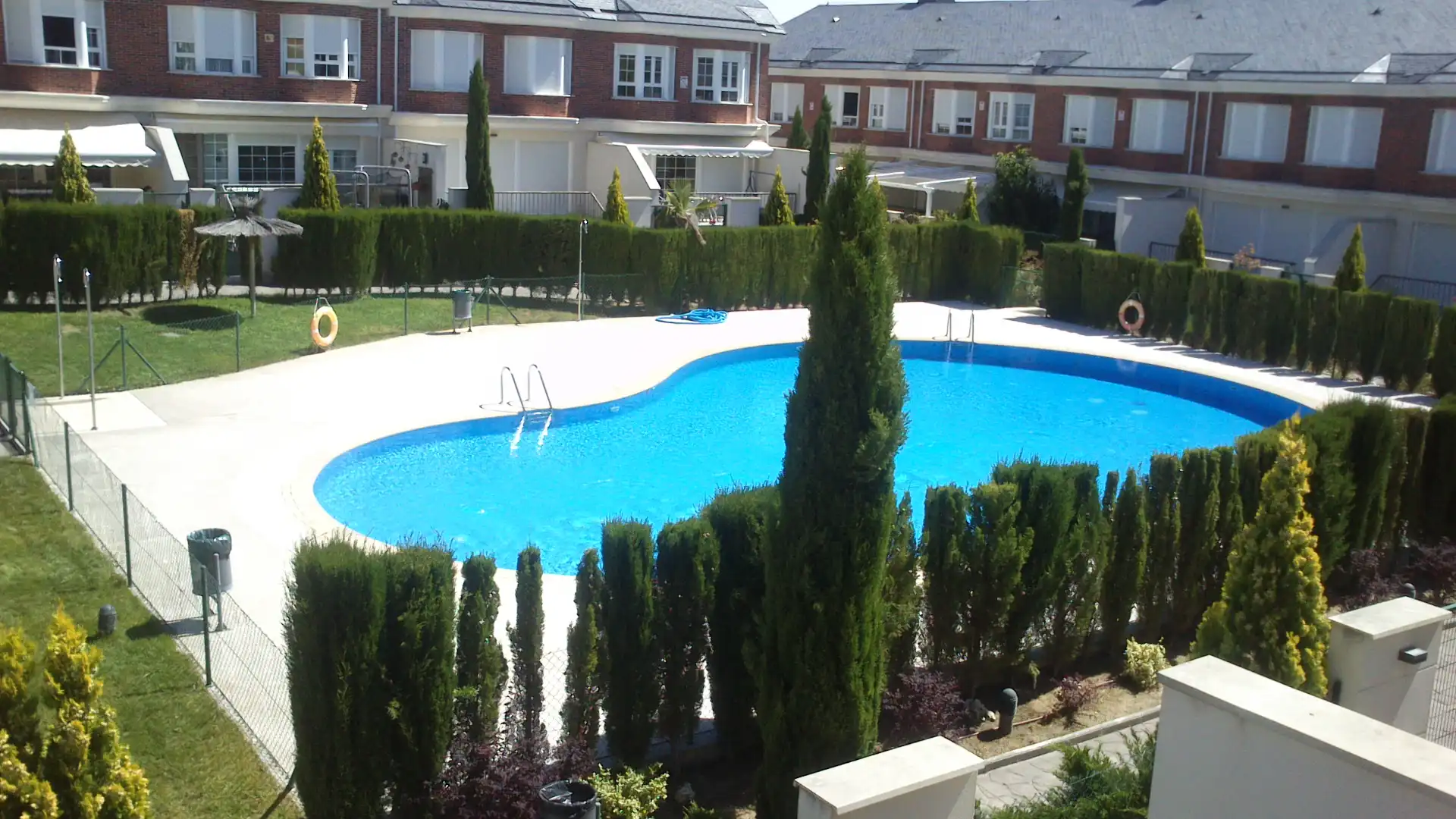 Piscina de Casa adosada en venta en Valdemoro con Aire acondicionado, Calefacción y Parquet