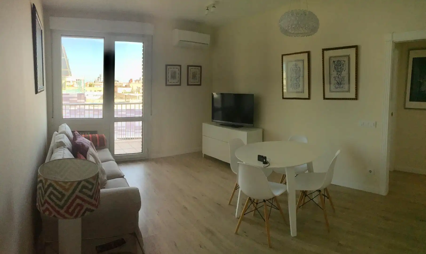 Sala de estar de Piso de alquiler en Madrid con Calefacción, Terraza y Amueblado