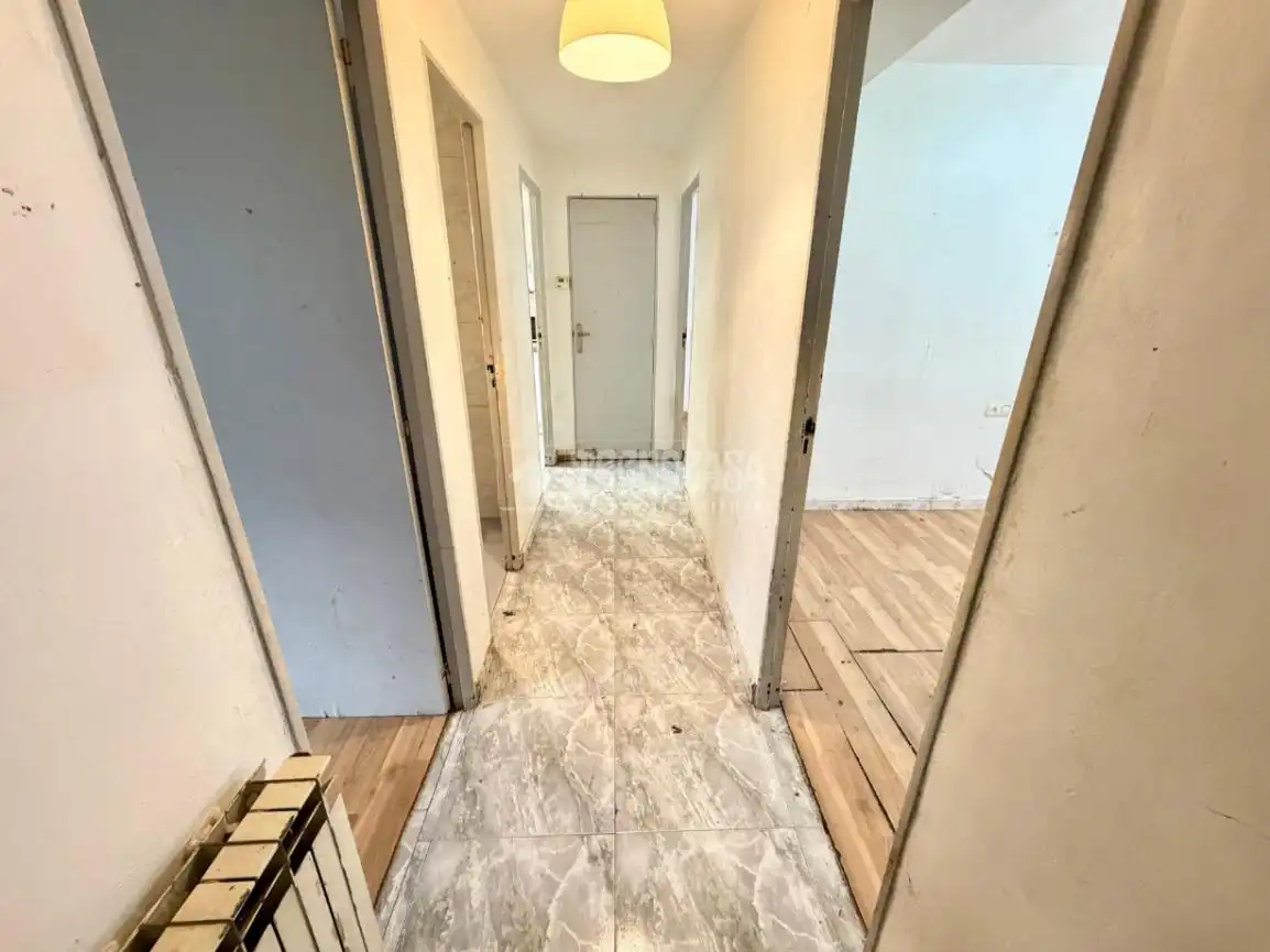 Piso en venta en León Capital  con Calefacción, Parquet y Balcón