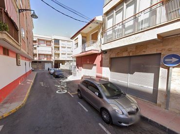 Appartamento con balcone in vendita a CONCHA CASTAÑED 3