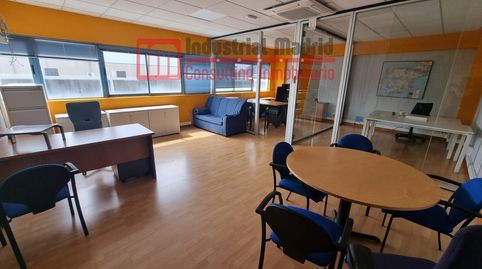Foto 5 von Fabrikhallen zur Miete in Reyes Católicos, Alcalá de Henares