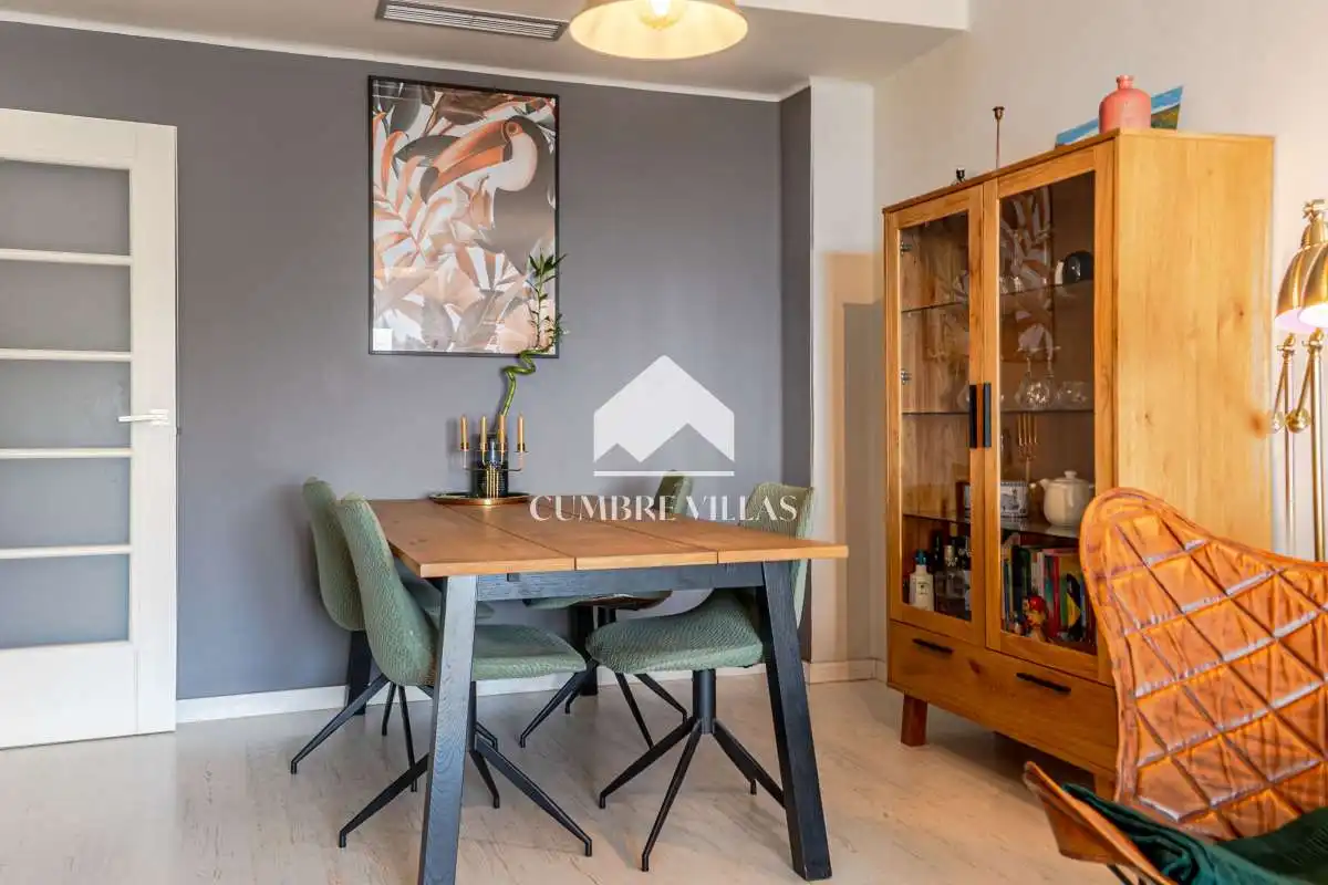 Comedor de Casa adosada en venta en Almuñécar con Terraza, Trastero y Internet