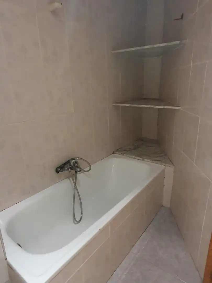 Bany de Pis en venda en Riba-roja de Túria amb Terrassa