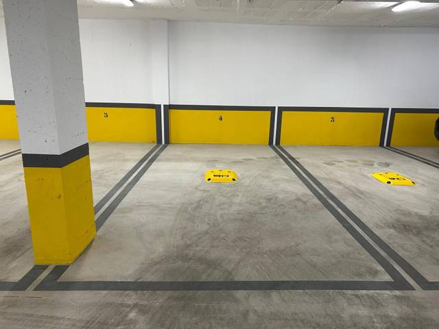 Garaje en Venta en Cañada de los Ingleses en La Malagueta - Monte Sancha