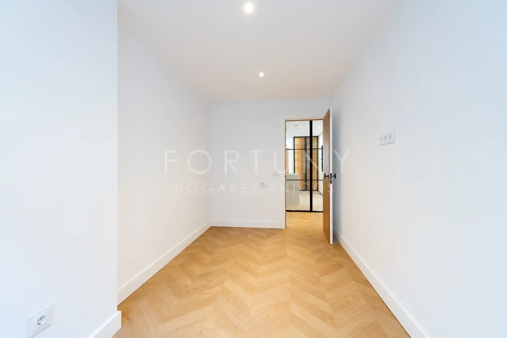 Flat with lift for sale in Paseo Reding 33, imagen 26