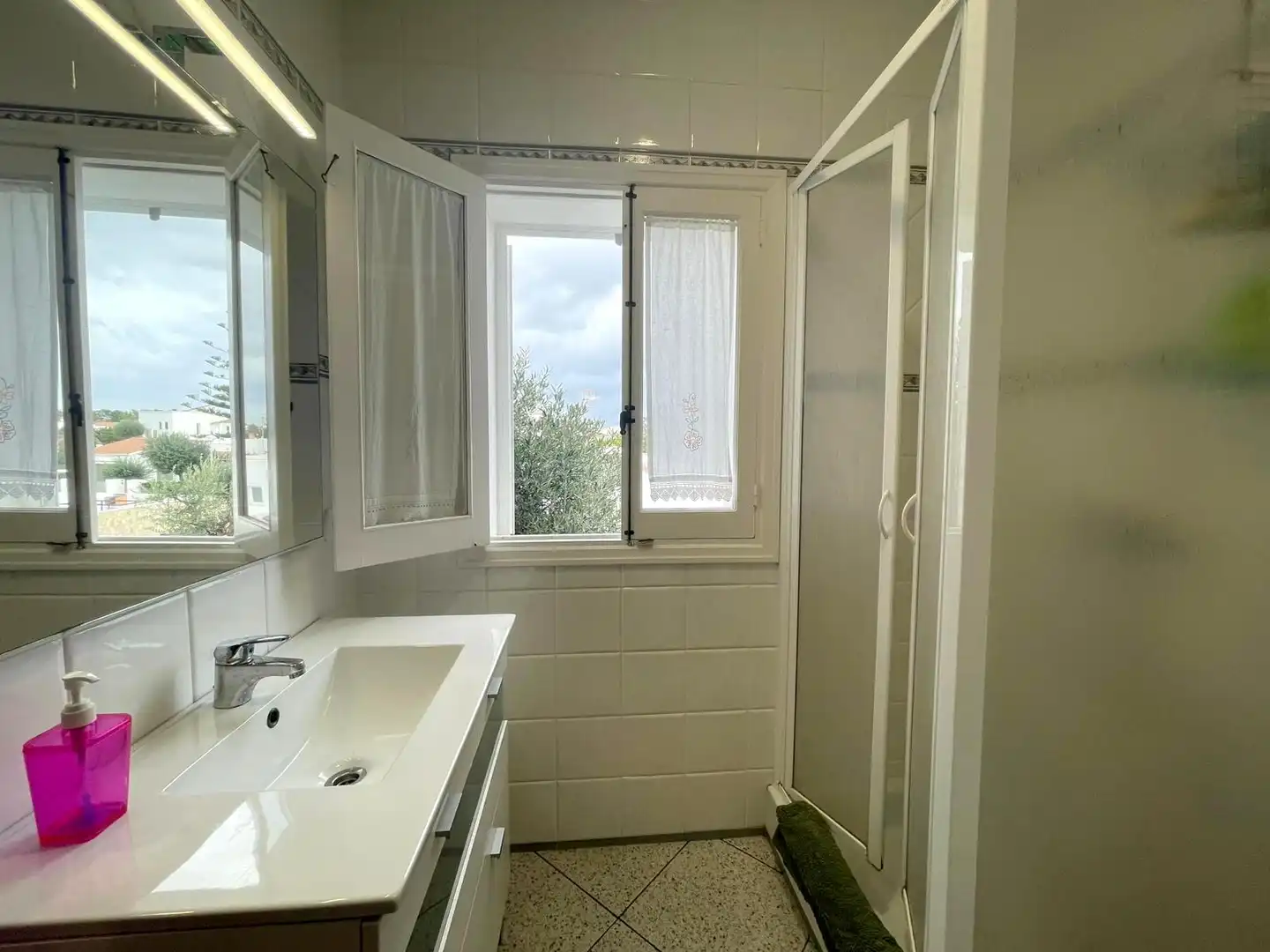 Bany de Casa o xalet en venda en Ciutadella de Menorca amb Aire condicionat, Jardí privat i Terrassa