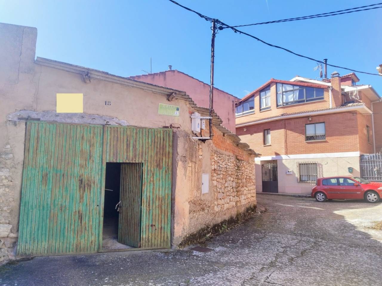 Exterior view of Garage for sale in Santa María del Campo