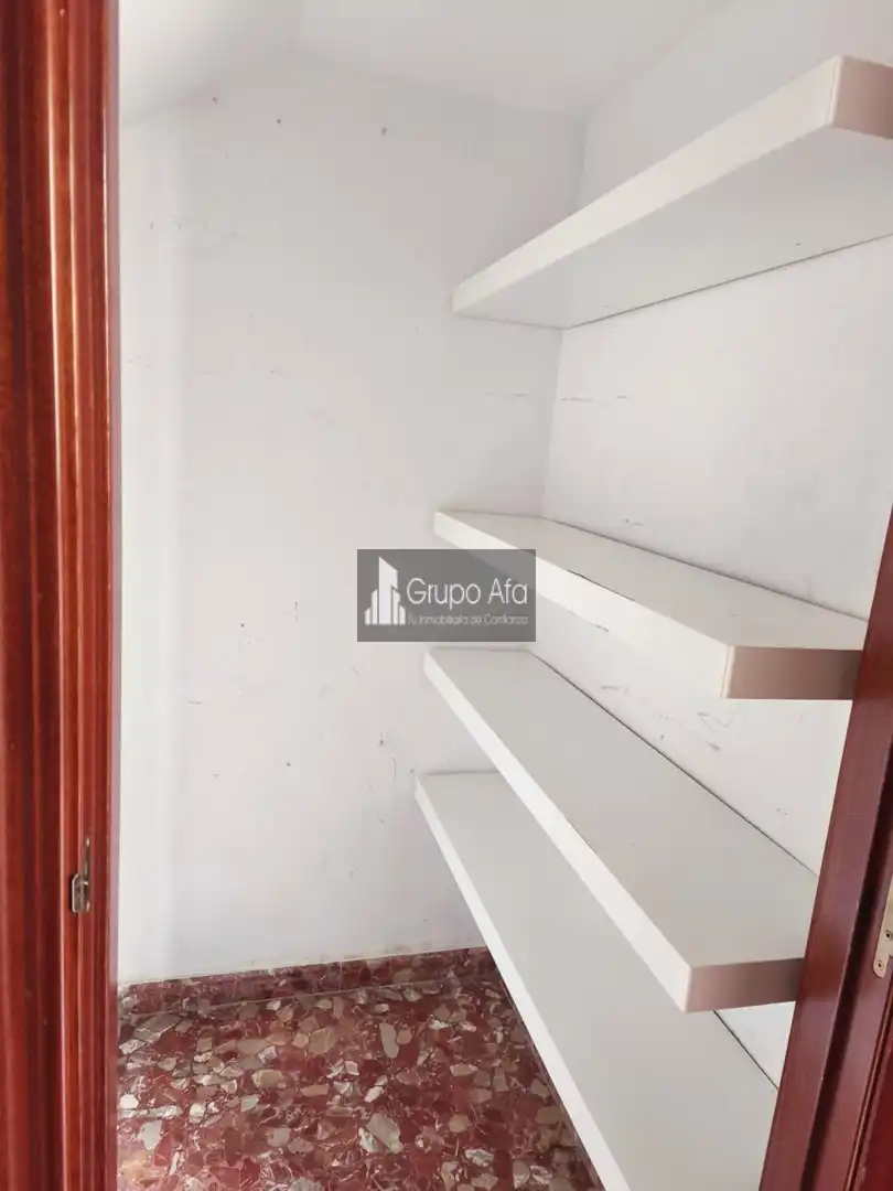 Casa adosada de lloguer en Alcalá de Guadaira amb Terrassa i Moblat