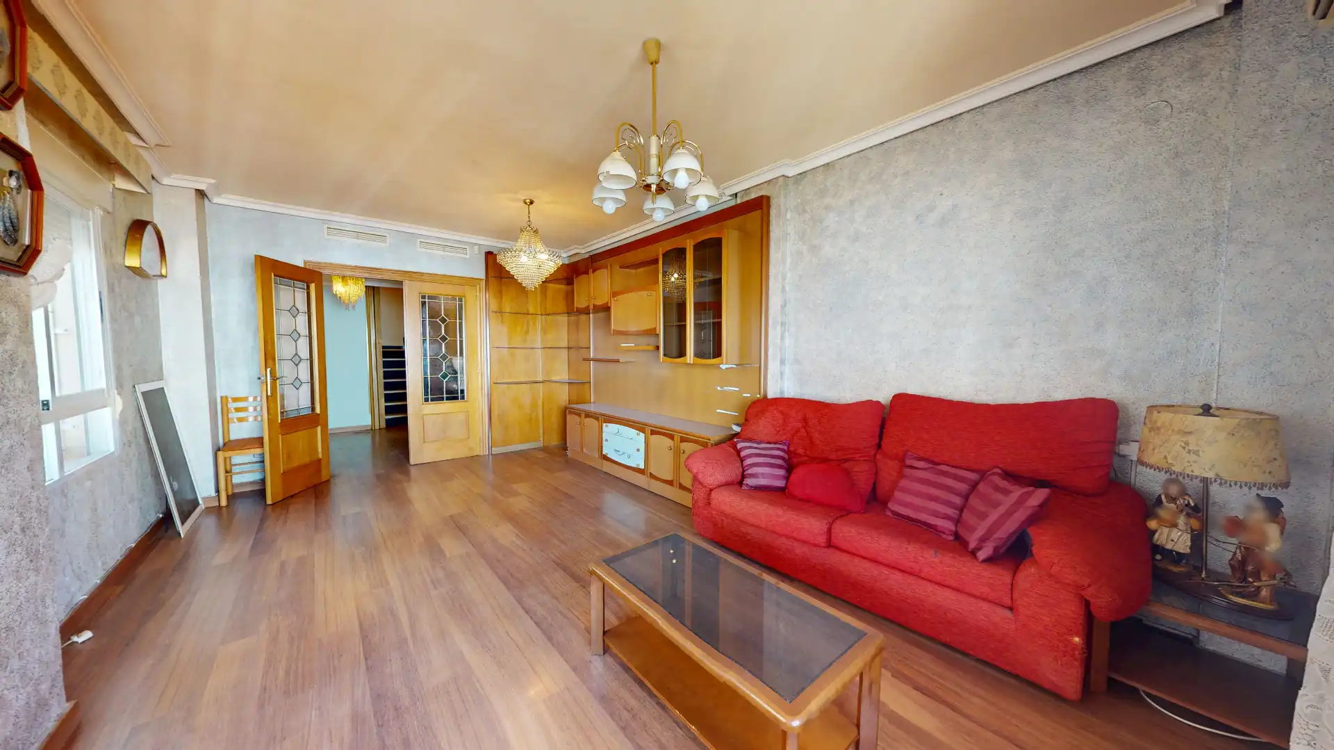 Sala de estar de Casa adosada en venta en Elda con Aire acondicionado, Terraza y Trastero