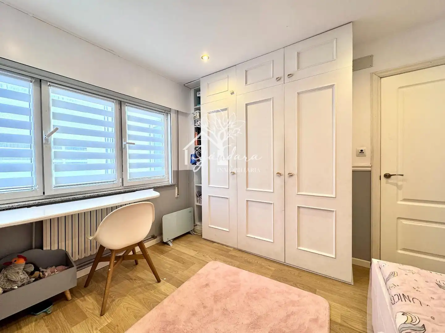 Schlafzimmer von Wohnung zum Verkauf in Ferrol mit Heizung, Parkett und Terrasse