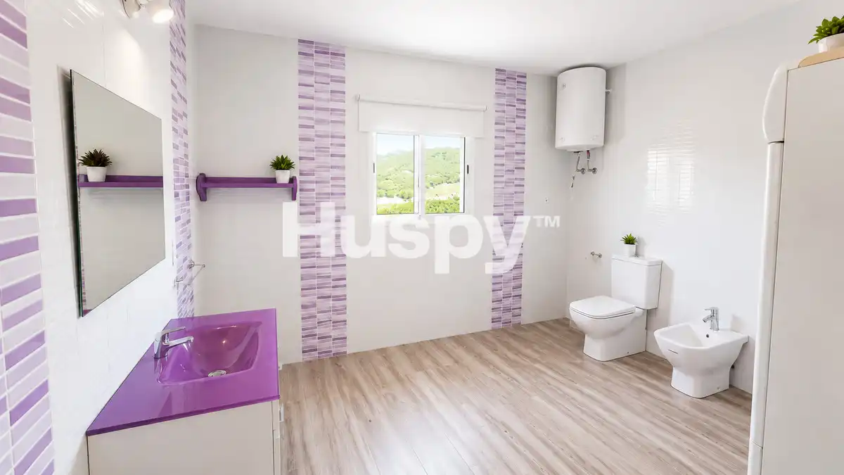 Badezimmer von Country house zum Verkauf in Puerto de la Torre - Atabal