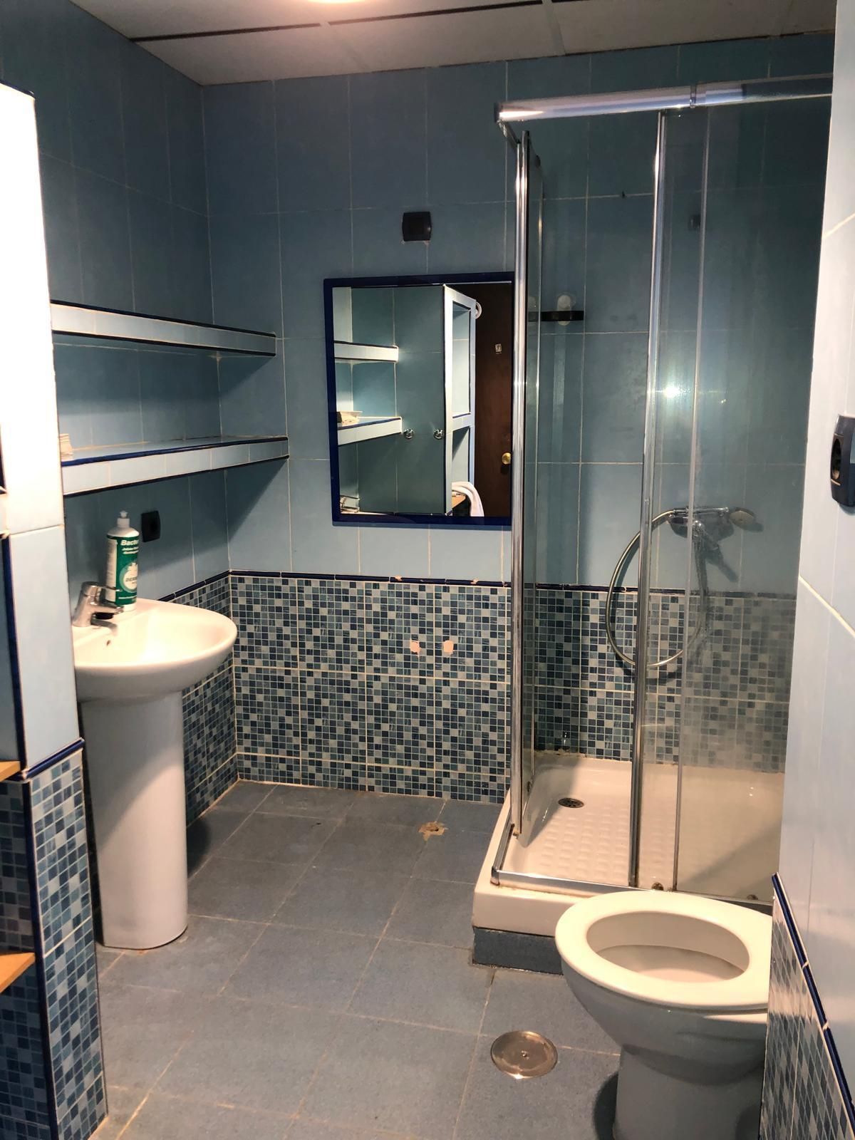 Bathroom of Flat for sale in Alozaina