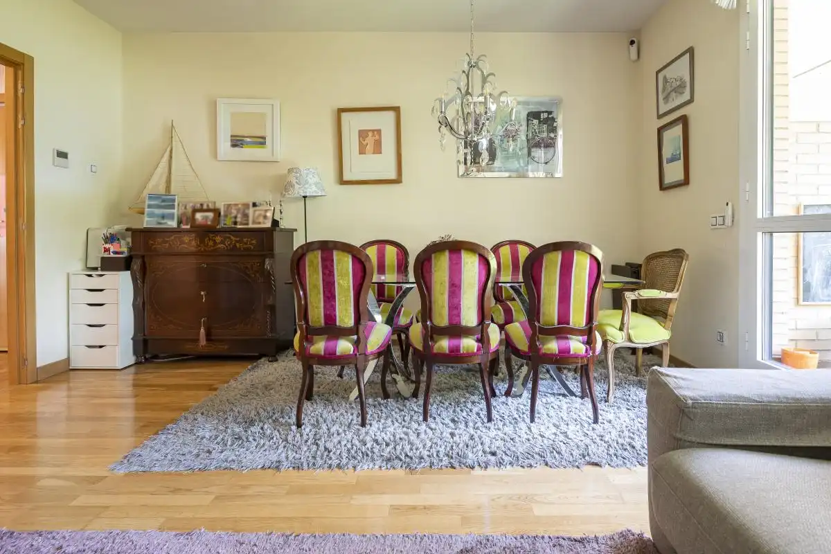 Comedor de Planta baja en venta en Pozuelo de Alarcón con Aire acondicionado, Calefacción y Jardín privado