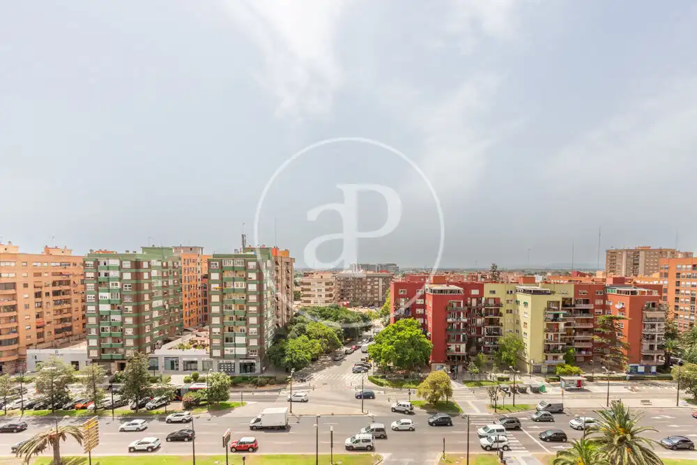 Vista exterior de Piso en venta en Valencia con Aire acondicionado, Calefacción y Terraza