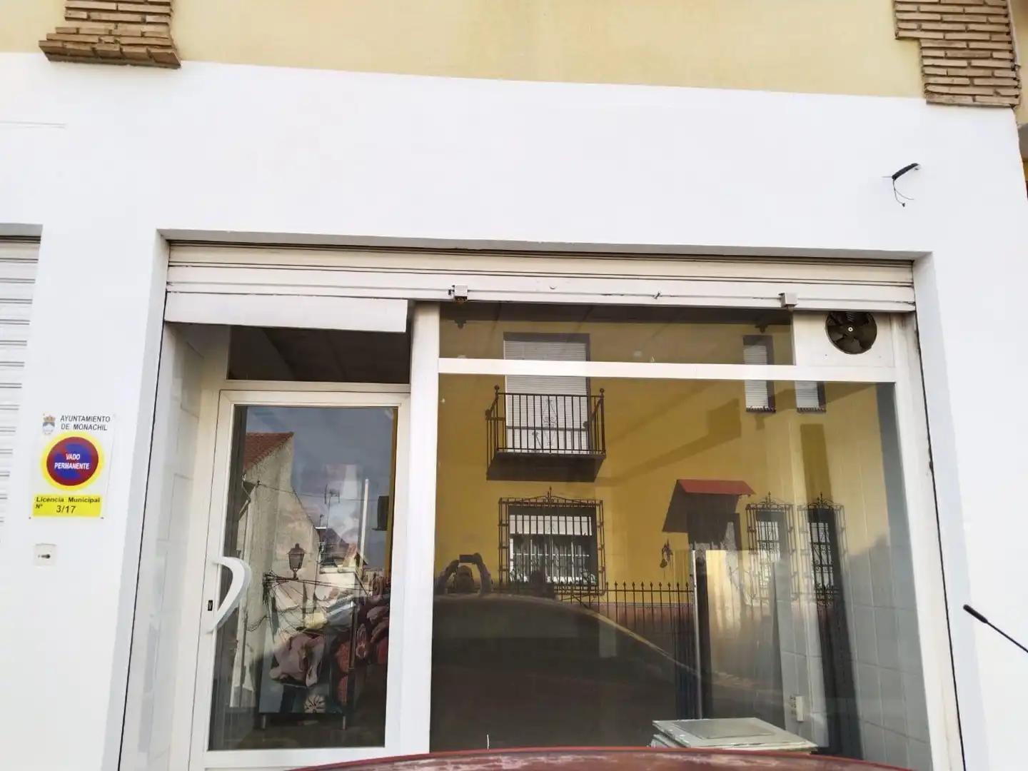 Local de alquiler en Calle GUADALAJARA, Barrio de la Vega