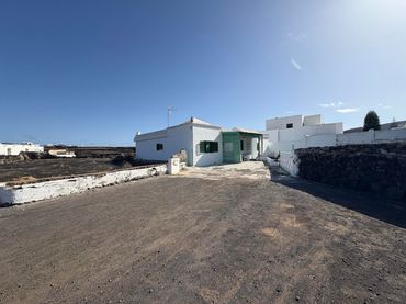 Casa amb jardí en venda a Calle Montaña de Tremesana