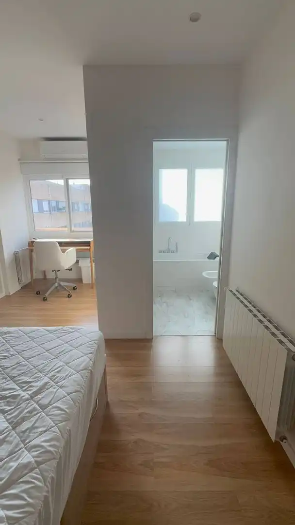 Bany de Apartament en venda en Valencia amb Aire condicionat, Calefacció i Terrassa