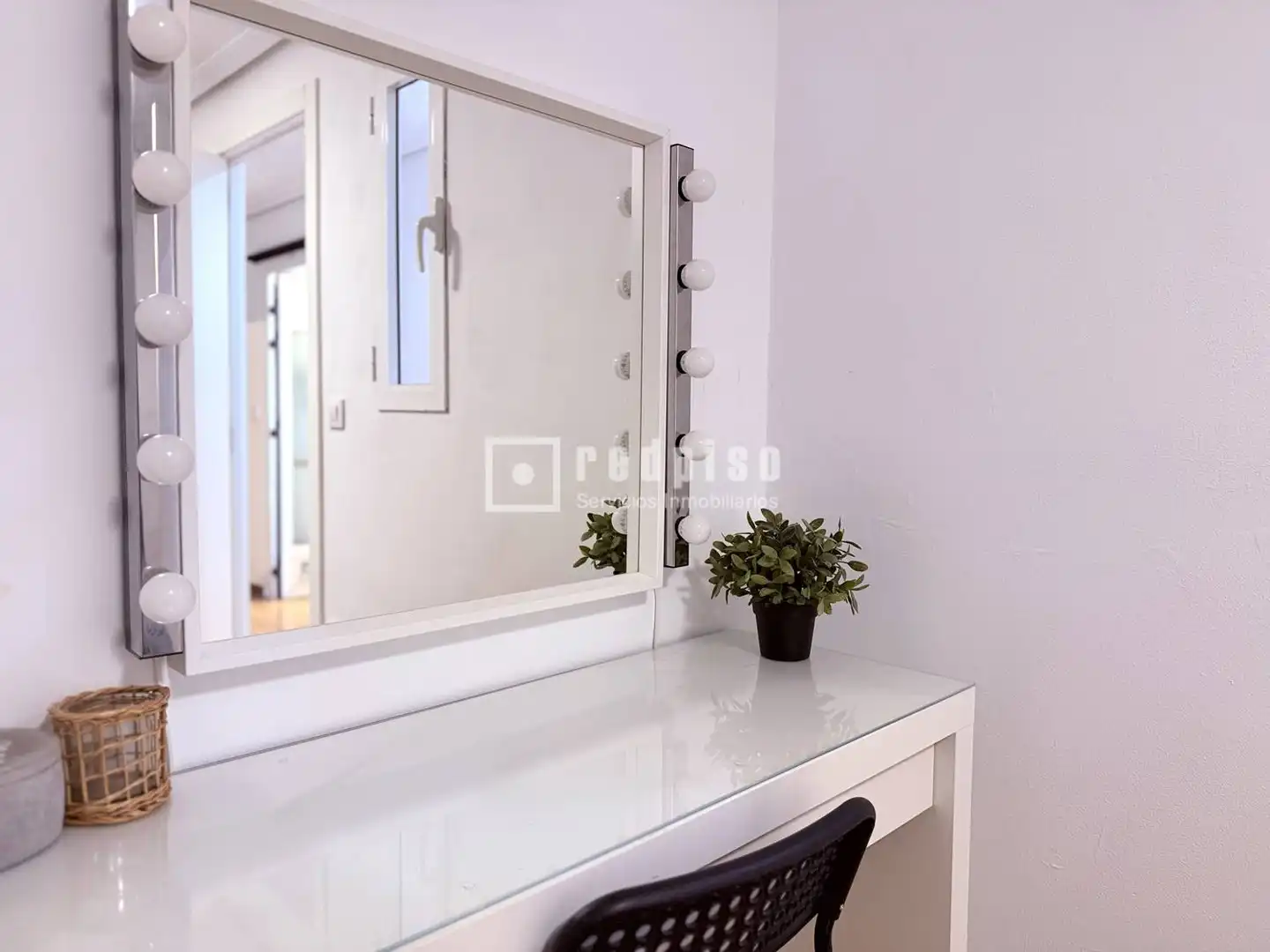 Bedroom of Flat for sale in Valencia  with Air Conditioner and Terrace