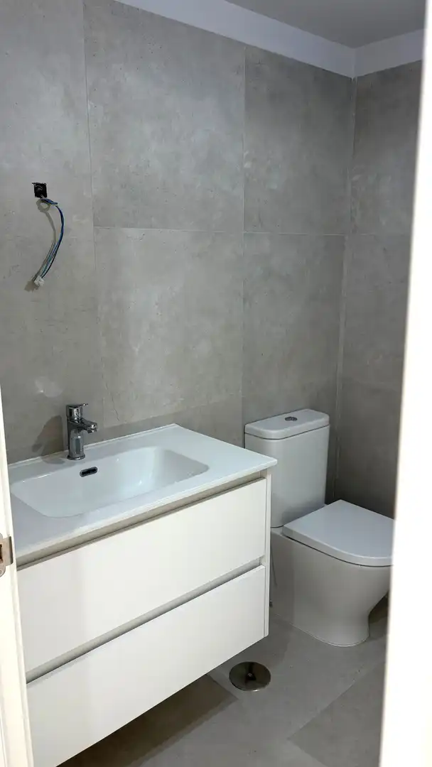 Baño de Apartamento en venta en Arona con Terraza, Trastero y Domótica