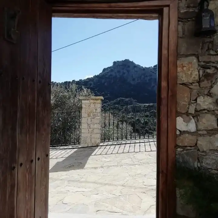 Finca rústica en venta en Villaluenga del Rosario con Jardín privado, Terraza y Amueblado
