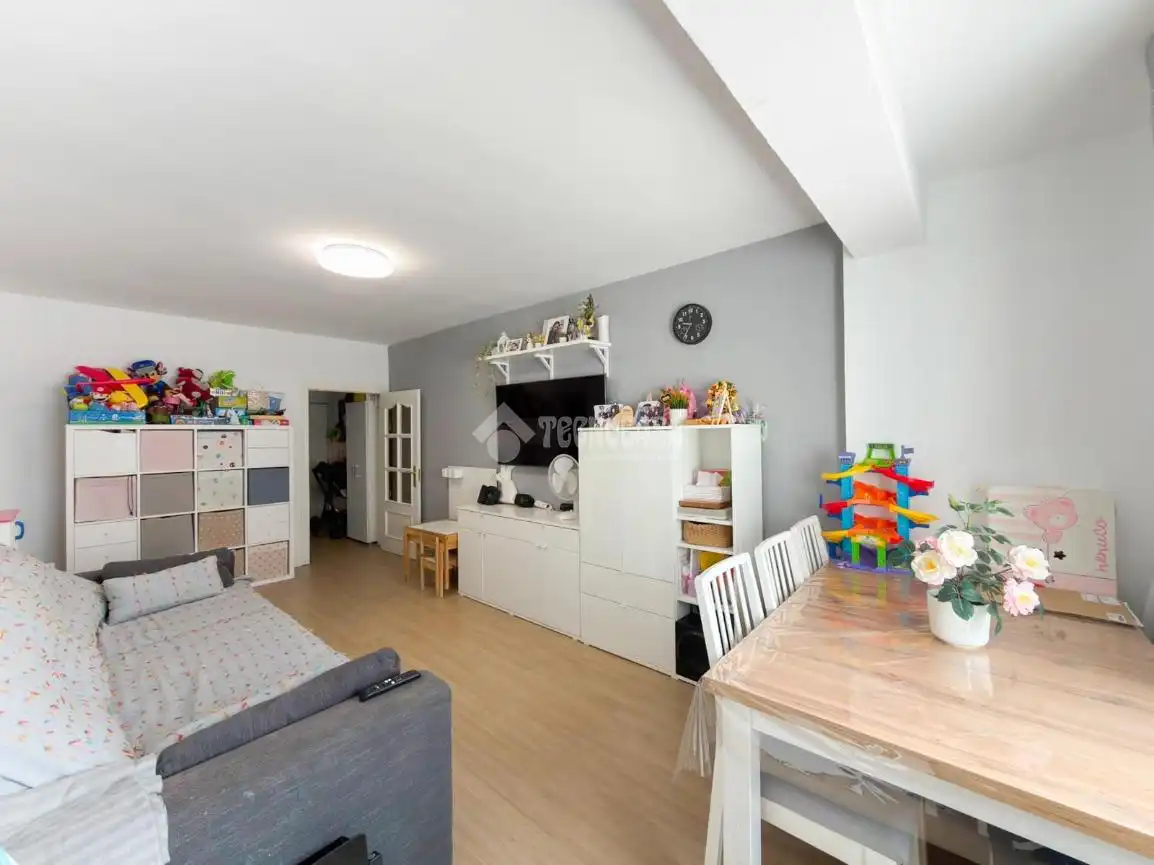 Living room of Flat for sale in Alcalá de Henares